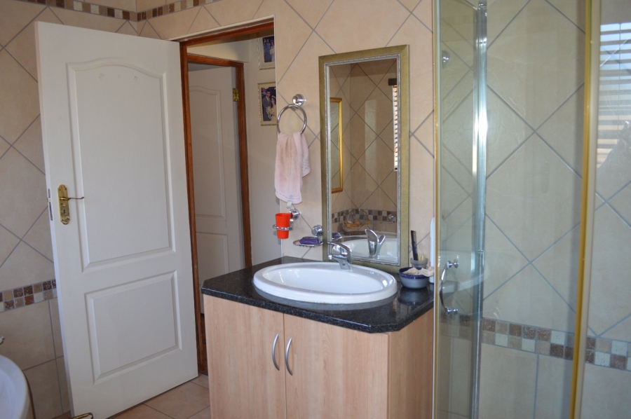 3 Bedroom Property for Sale in Wilkoppies North West